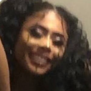 Meet your Posher, Kay